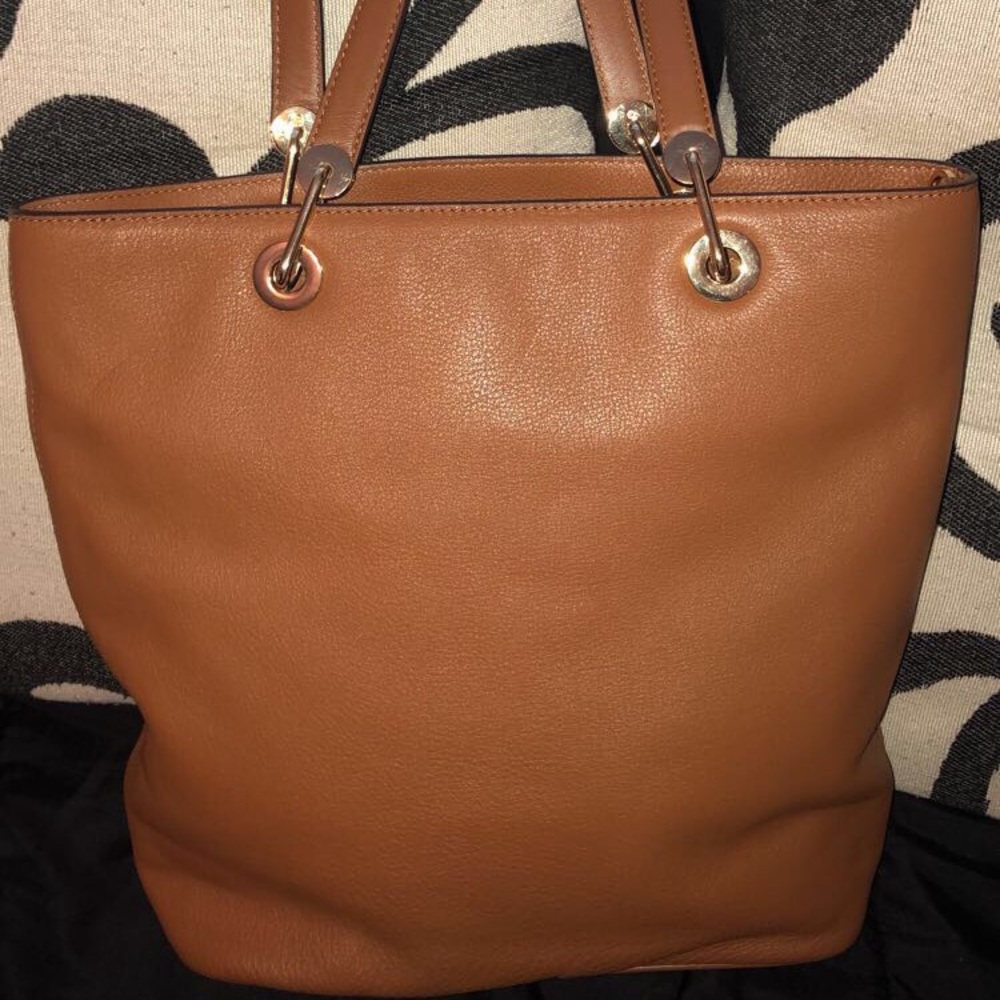 Michael Kors Hand Bag